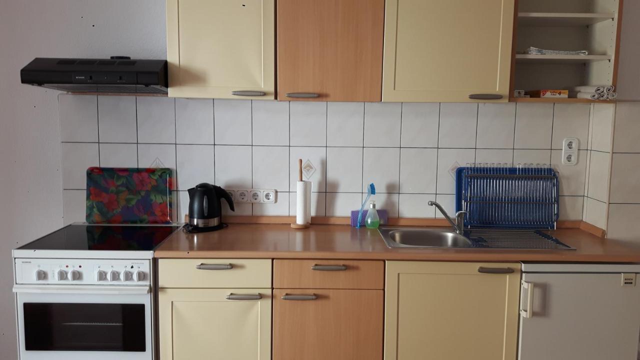 Apartmani Jureta Okrug Gornji Exteriör bild